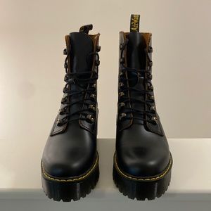 Dr. Martens Leona Boots | Black | Size 8